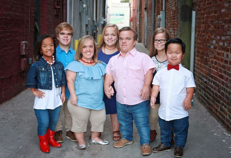 7 Little Johnstons: Trent와 Amber가 다른 아이를 입양하고 있습니까? TLC, 새 회원이 가족이 됨을 암시