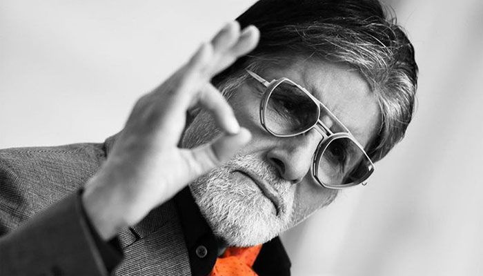 Amitabh Bachchan täyttää 43 vuotta Amar Akbar Anthony -elokuvasta.