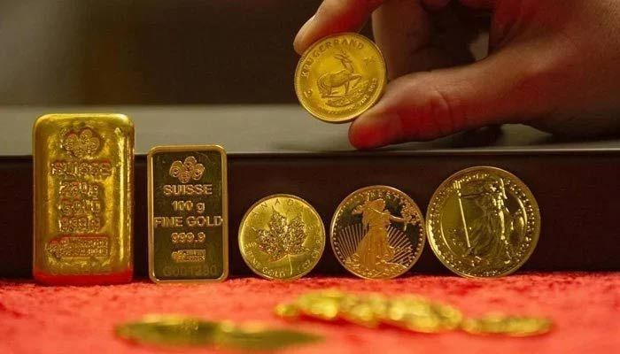 Cena zlata v Pakistanu pade za 100 Rs za tola