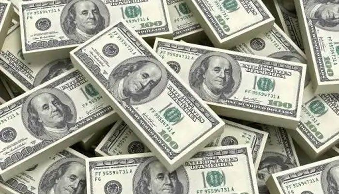 Dólar americano vendido a 155,5 contra a rupia do Paquistão em 26 de março