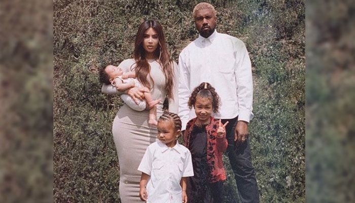 Per què Kim Kardashian va triar una postal de Nadal amb els seus fills el 2019?