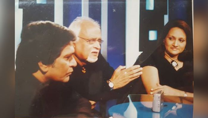 'Saknar dig mycket': Bushra Ansari delar en återgångsbild med Moin Akhtar, Anwar Maqsood