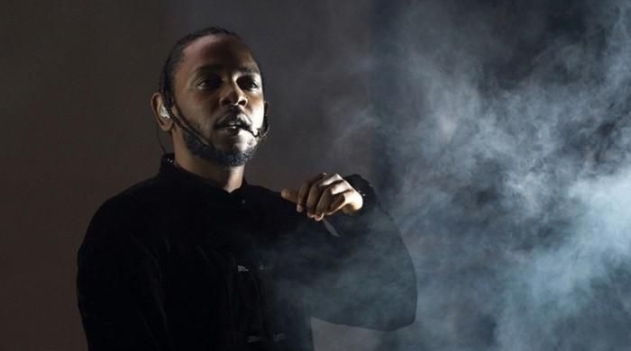 Si Kendrick Lamar ay nananatili sa tuktok ng Billboard album sales chart