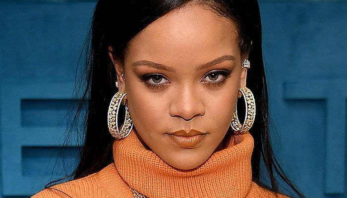 Si Rihanna ay nagpakawala ng pera para makabili ng isang katabing bahay sa Beverly Hills