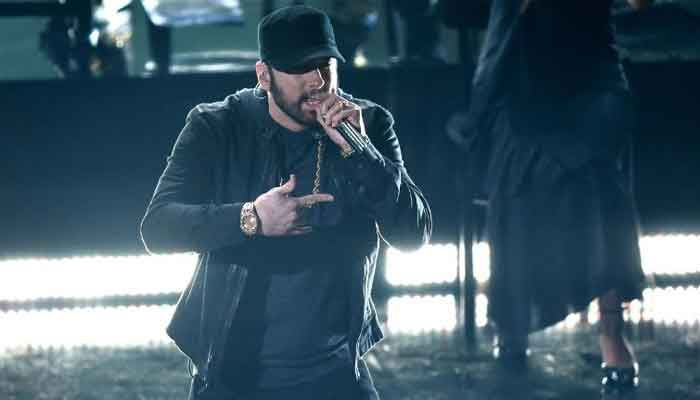 Oboževalec Eminema je s tetovažami na obrazu postavil nov svetovni rekord