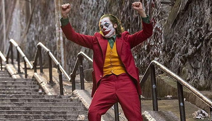 'Joker' Joaquina Phoenixa je postal najbolj dobičkonosni stripovski film v zgodovini