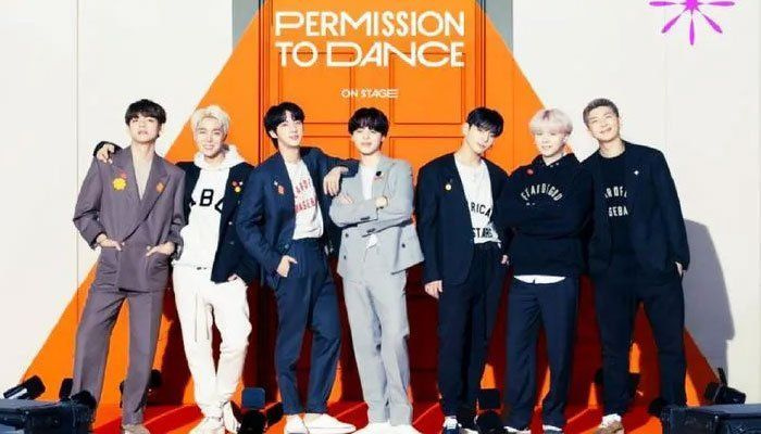 Hybe rilascia una dichiarazione sull'infortunio alla gamba dei BTS V al concerto post-pandemia