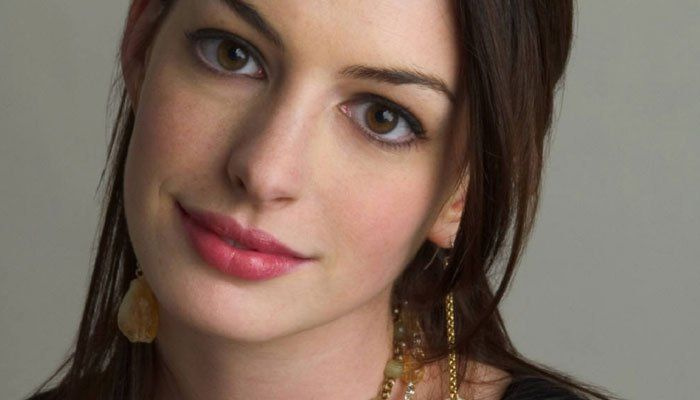 Anne Hathawaylla on inspiroiva tarina The Devil Wears Prada -roolista