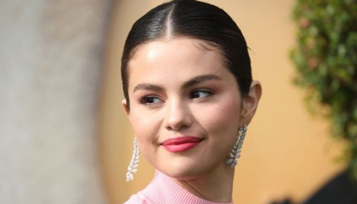 Selena Gomez avslöjar att hon 'känner sig som en krigare' efter lupusoperation