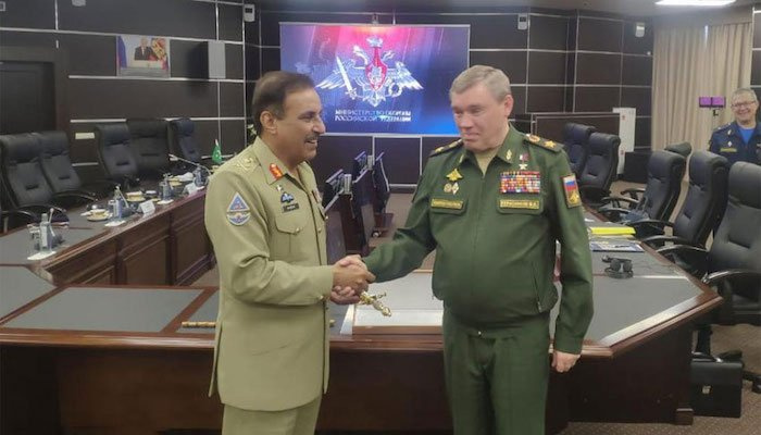 Širitev obrambnega sodelovanja z Rusijo, Kitajska pomembna za Pakistan: general Nadeem Raza
