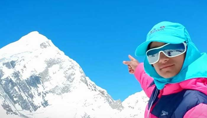 La dodicenne 'principessa delle montagne' pakistana Selena Khawaja in vetta al Broad Peak