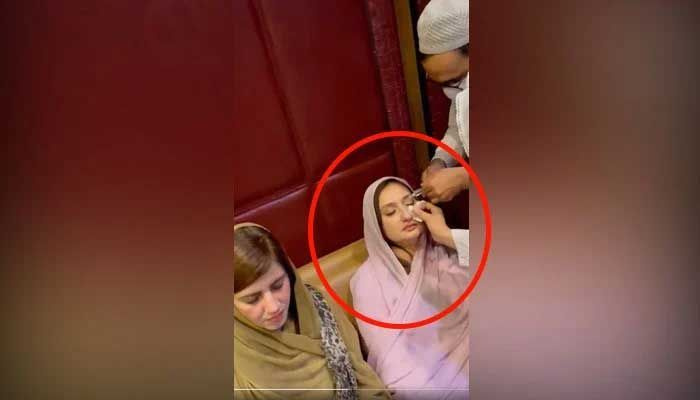 Maleeka Bokhari de PTI ferida en una baralla de NA