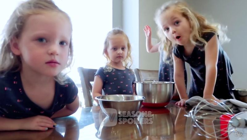 'OutDaughtered': Adam Busby อัปเดต YouTube, ทำ Cupcakes ด้วย Quints