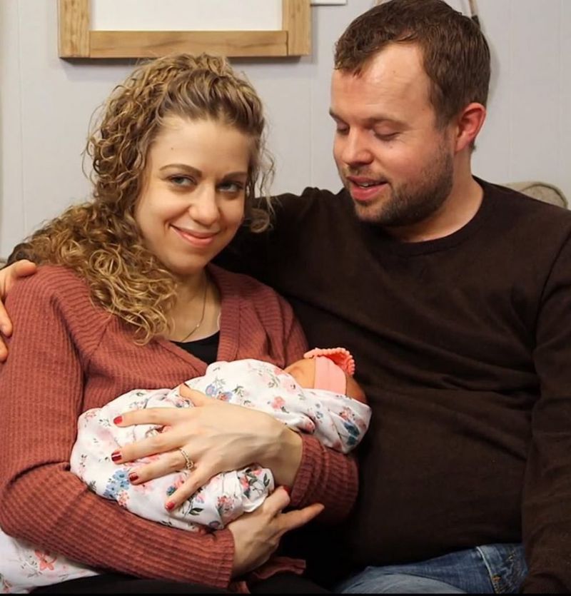 John David Duggar và vợ của anh ta chặn camera TLC để bảo mật từ phòng sinh