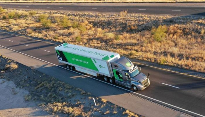 Camiones autónomos comienzan la prueba de entrega de correo para USPS