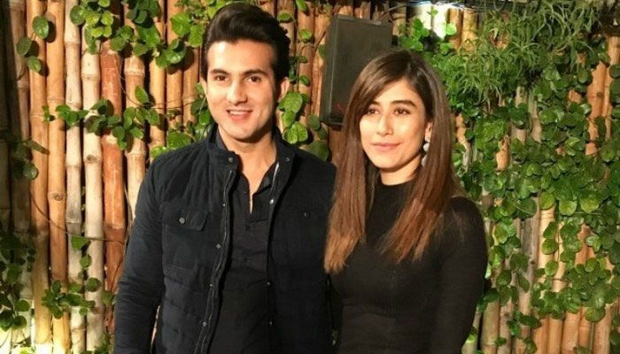 Syra Yousuf e Shehroz Sabzwari se preparam para um filme sobre como se reconectar com ex-namorados