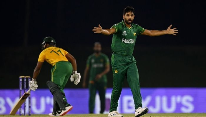 T20 Световно първенство: Южна Африка побеждава Пакистан в вълнуващ подгряващ мач