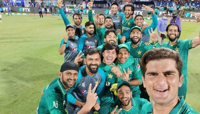 Vilka pakistanska cricketspelare kommer inte att vara med i serien mot Västindien?