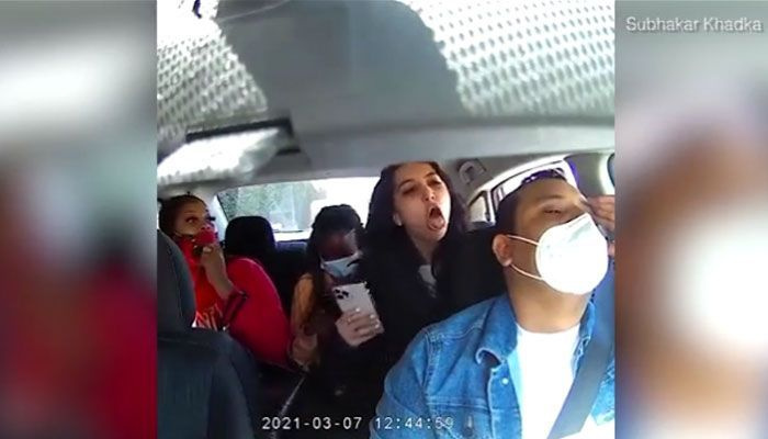 Bezmaskové ženě, která se vykašlala na řidiče Uberu, hrozí až 16 let vězení