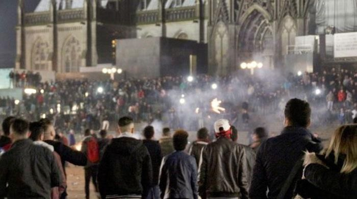 Tyskland skärper våldtäktslagstiftningen efter angrepp på folkmassan i Köln