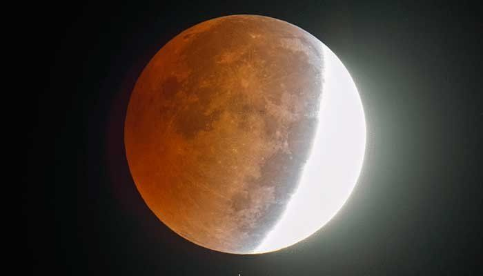 Eclipse lunaire au Pakistan : peut-elle affecter votre santé ?