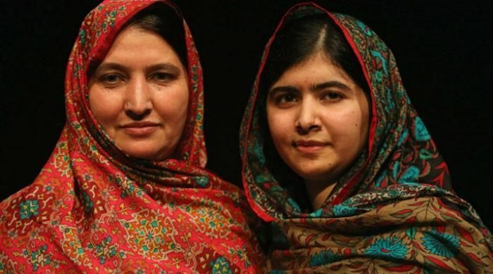 De moeder van Malala Yousafzai deelt haar reis van veerkracht